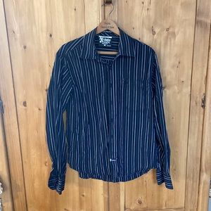 South Pole X-clusive Men’s Med black w/white stripe button-up long sleeved shirt
